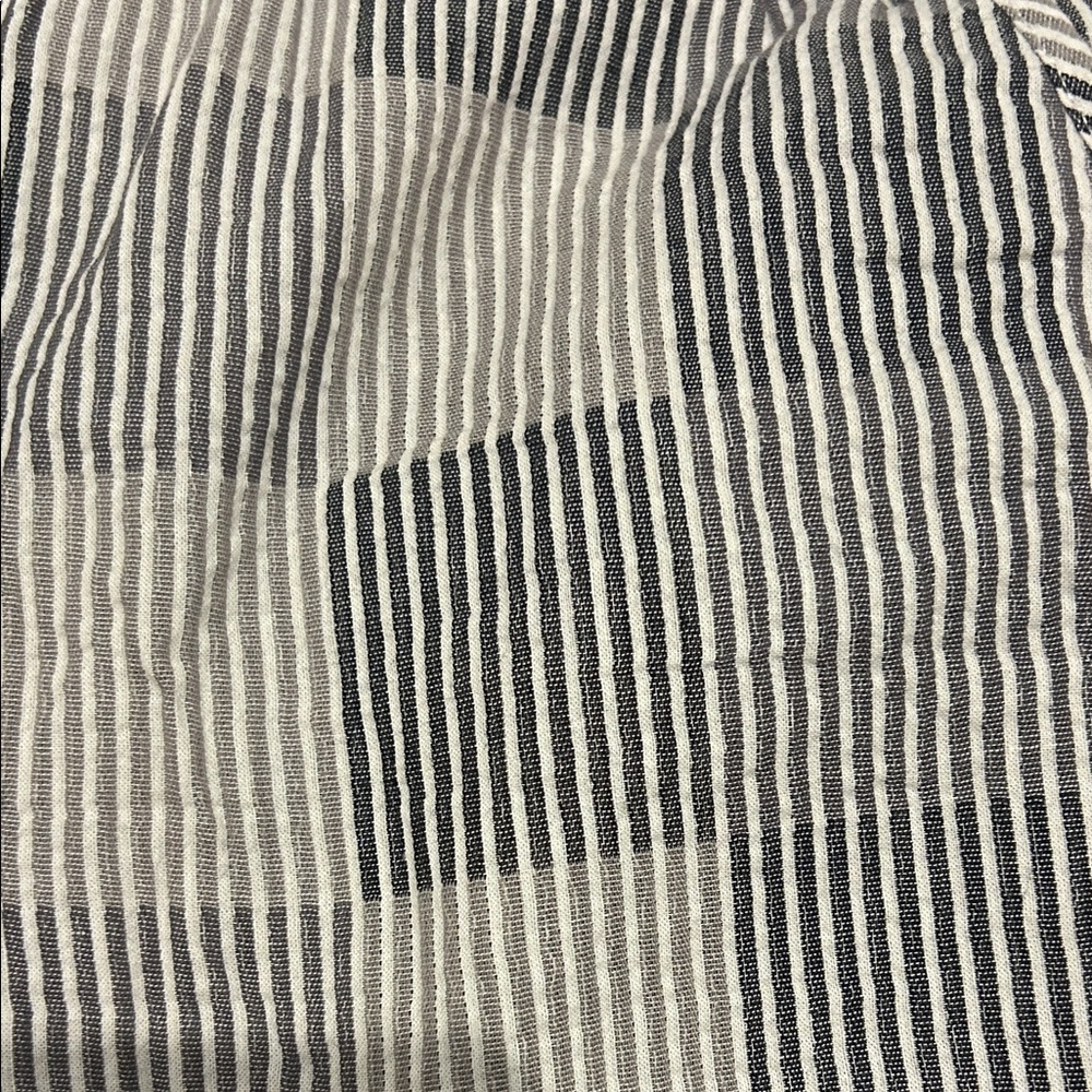 Madewell Black and White Striped Shorts - Picture 4 of 4